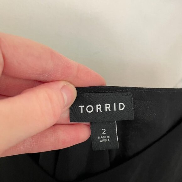 TORRID 2 Plus Size Sophie Chiffon Double Layer Cami Black Sleeveless Tank Blouse - Picture 5 of 16